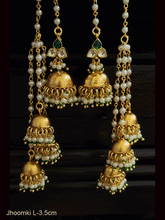 Load image into Gallery viewer, Paachi kundan 3.5cm long kashmiri jhoomki with three jhoomki hanging