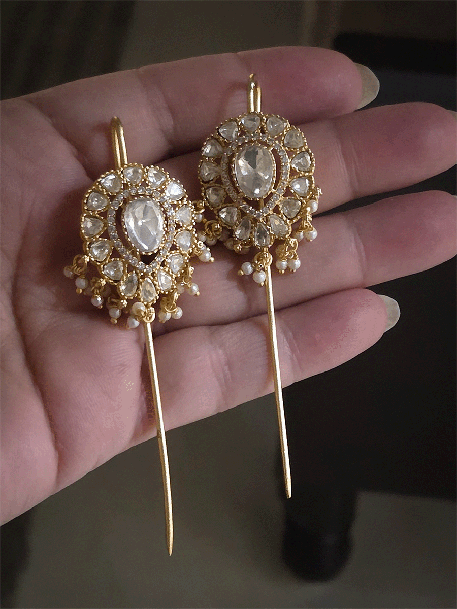 Leaf shaped moissanite earcuff with pearl hangings