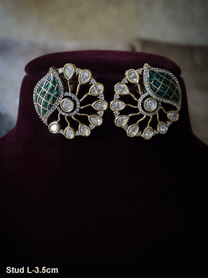 Circular kundan studs with one side coloured leaf design(3.5cm)