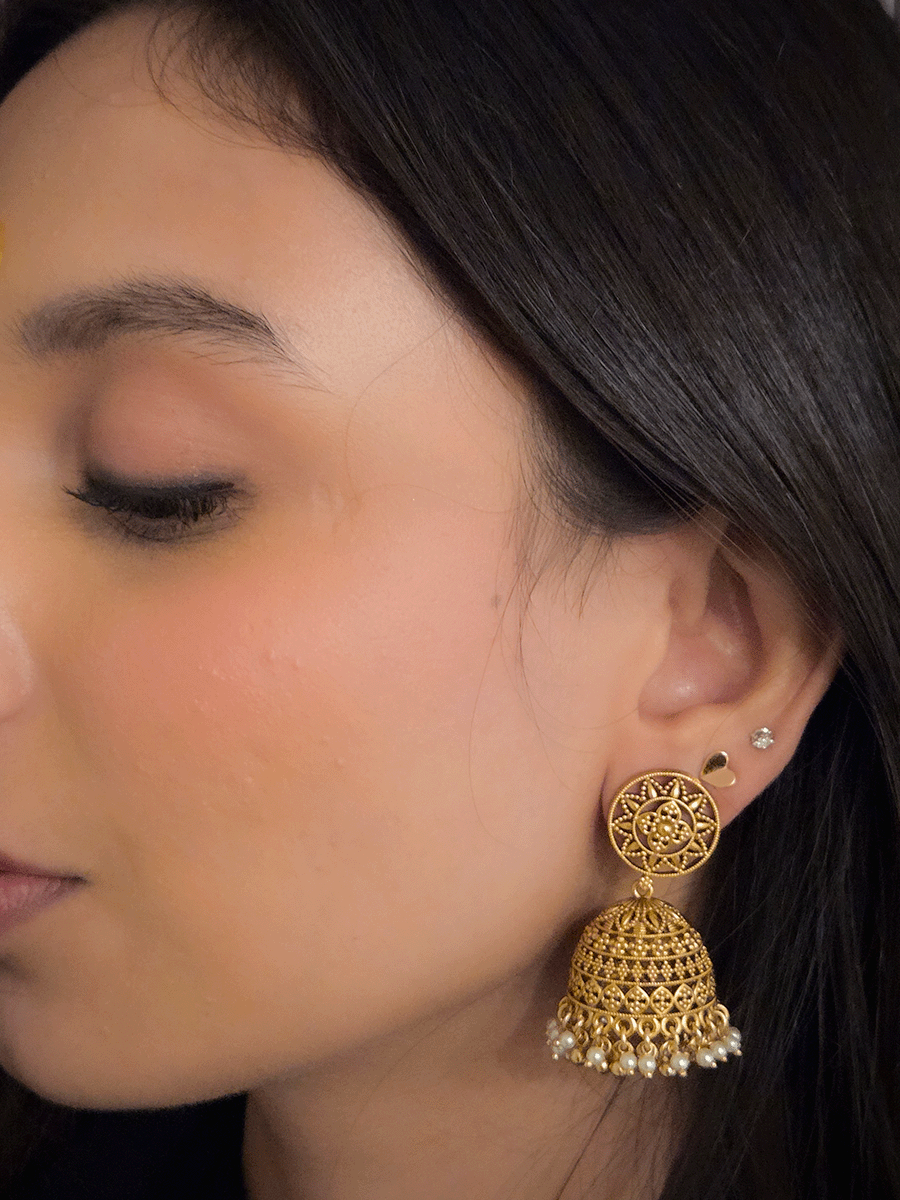 Circular top with leaf design domb pearl bead frill jhoomki