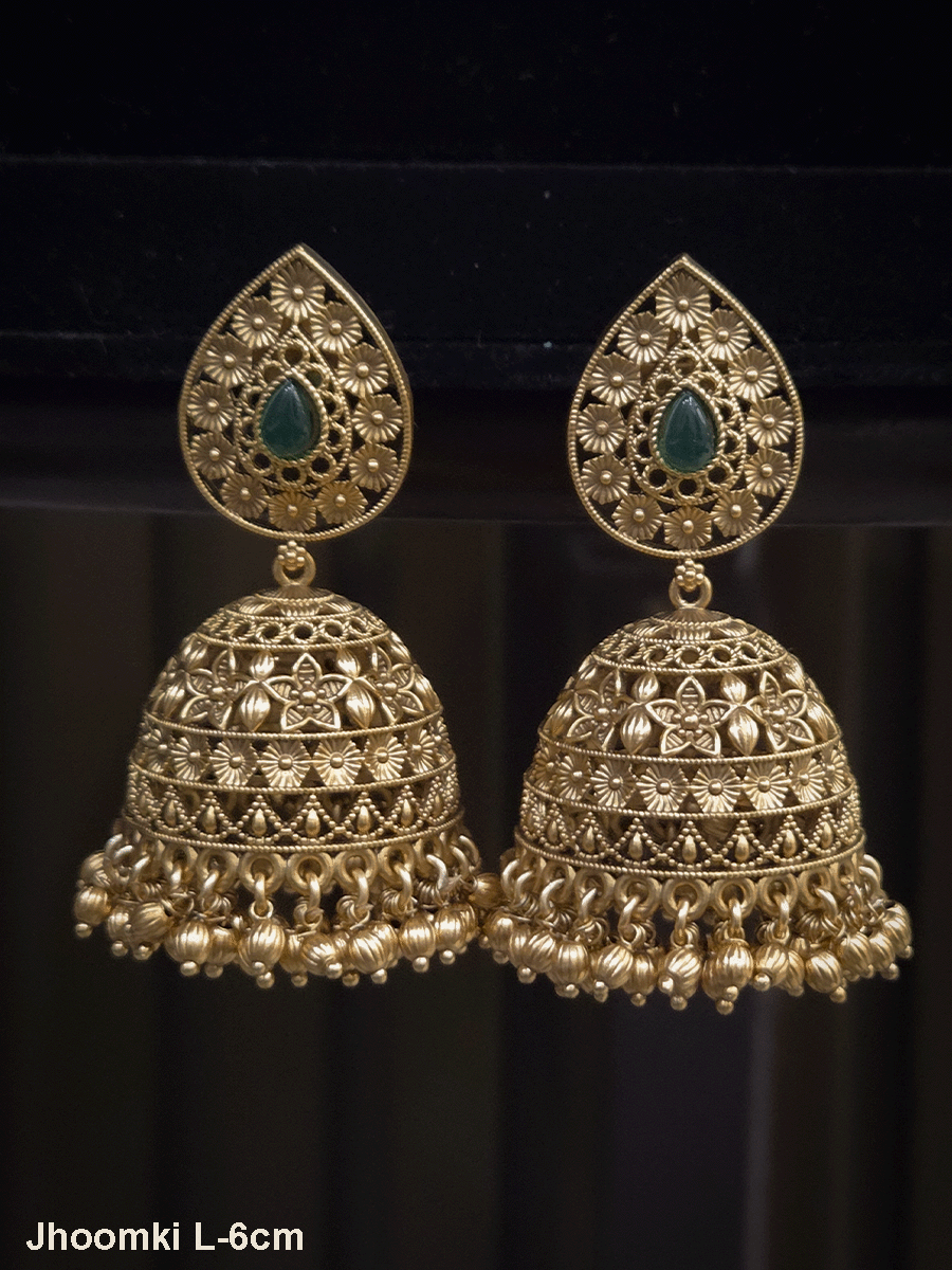 Tear drop shape top part with flower design domb jhoomki