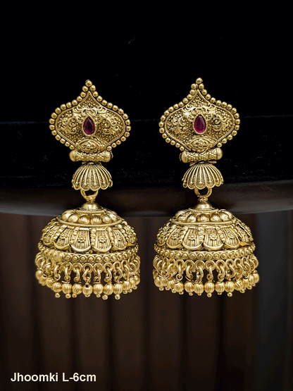 Traditional top design with tear drop stone in center jhoomkies