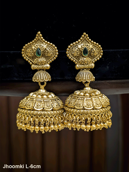 Traditional top design with tear drop stone in center jhoomkies