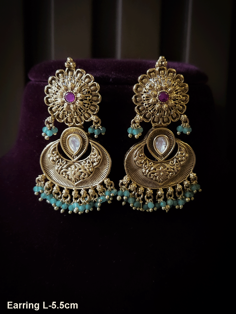 Flower top with ruby stone kundan in center earrings with mint beads 5.5cm