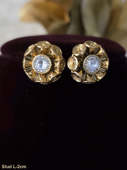 Round center stone with zircon outline flower design studs with dotted coin petals