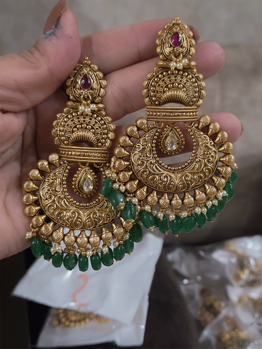 Tear drop stone leaf top chandbali design 10cm long earrings with kundan tukdi hanging