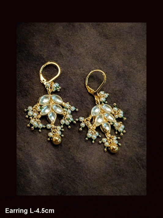 Small kundan leaf earrings with pearl drops