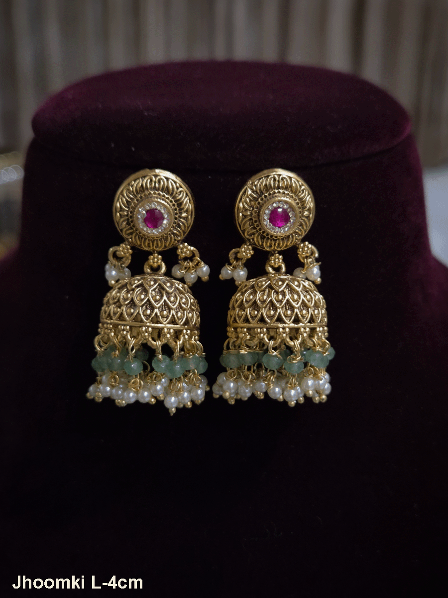 Circular top stone center leaf design domb bead hanging jhoomki(4cm)