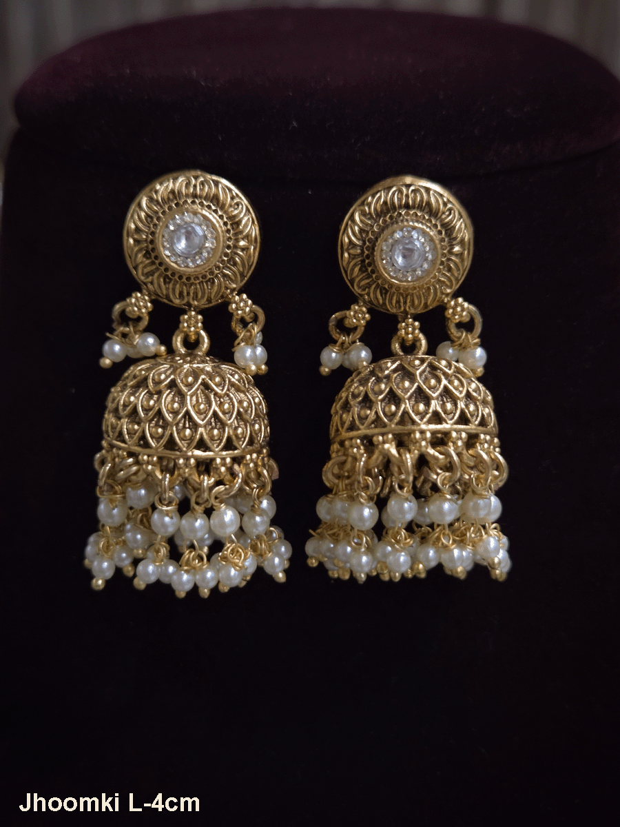 Circular top stone center leaf design domb bead hanging jhoomki(4cm)