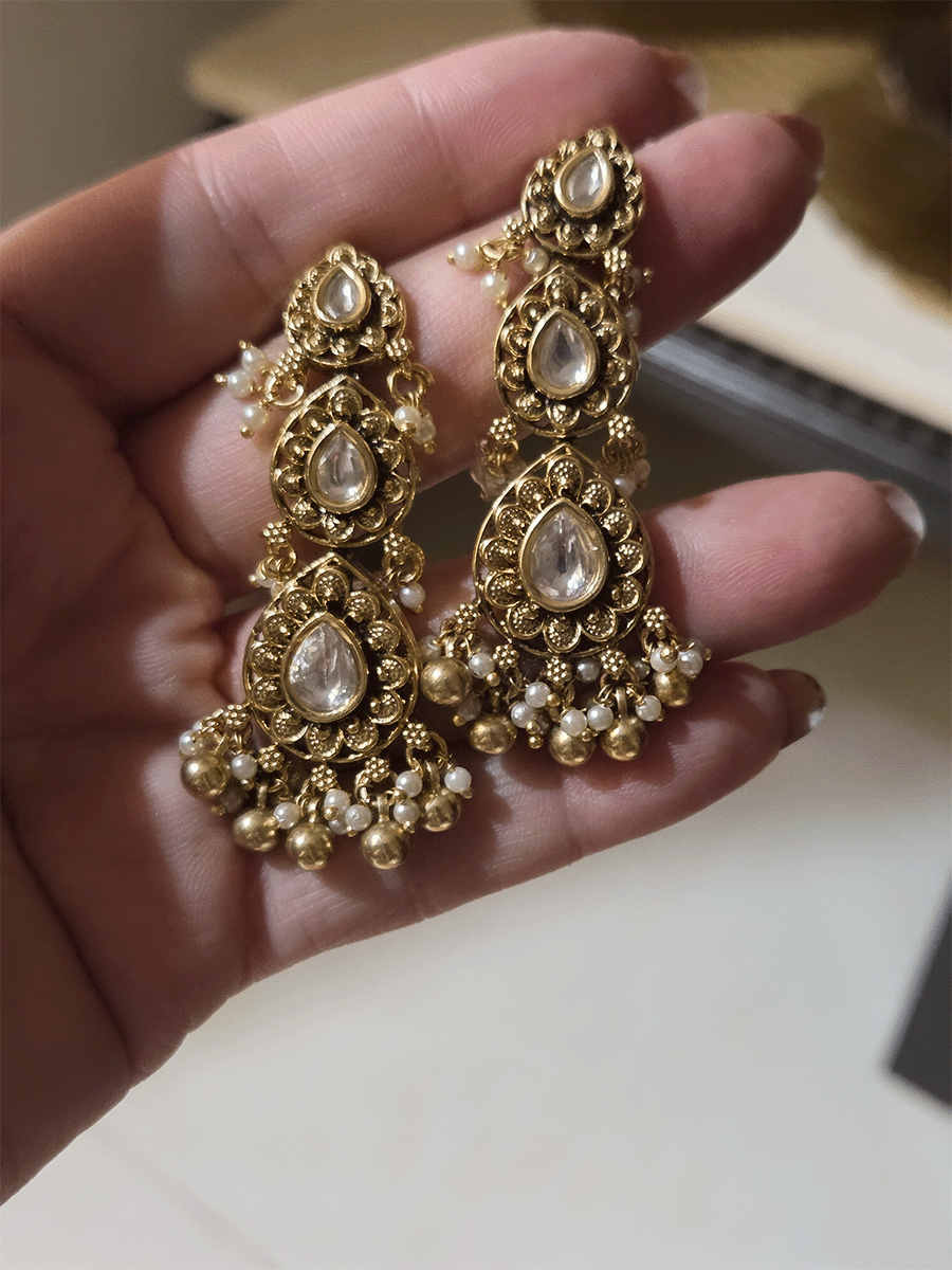 Three tier leaf shaped kundan earrings with bead hangings(L-6.5cm)