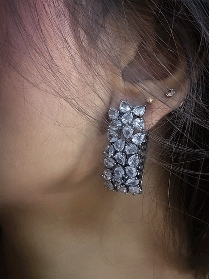 4cm long leaf shaped black finish marquise coloured stones bali