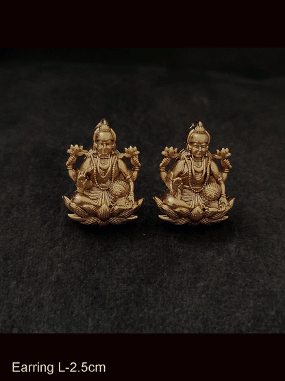 Classy and elegant Laxmiji studs