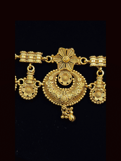 Flower and chain top with self round design sheeshphool(Broad-4.5cm)