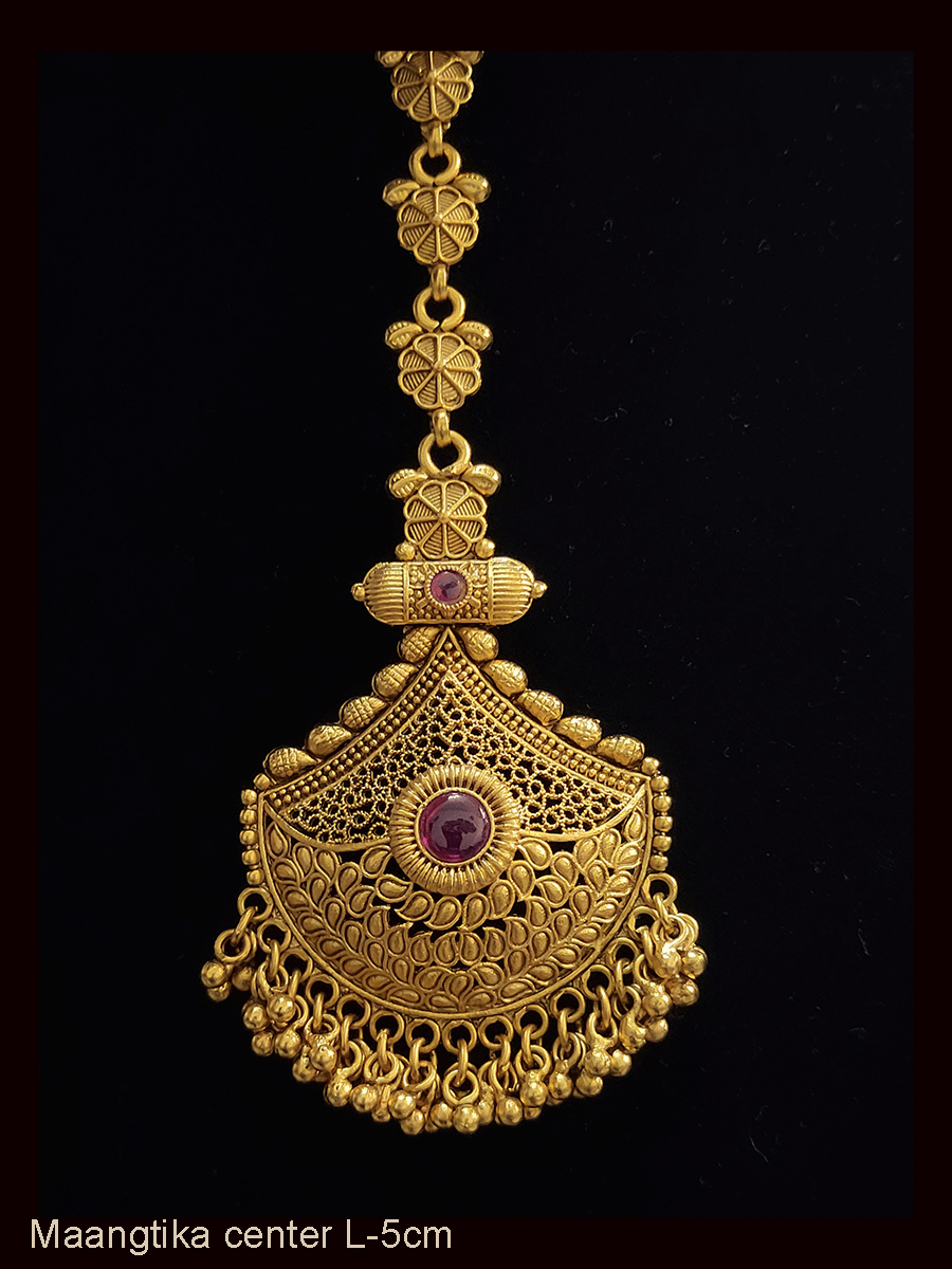 Flower design chain with half circle design maangtika with gold bead hangings
