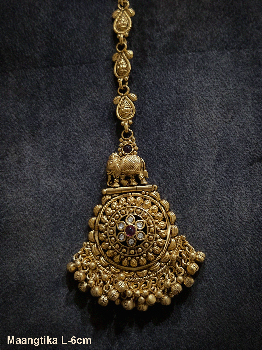 Kundan flower center with elephant top maangtika with ghunghru hangings
