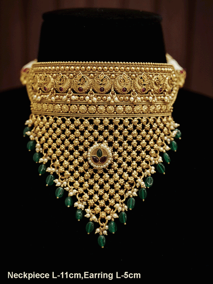 Three leaf flower design rajputi choker with flower mesh and coloured drops
