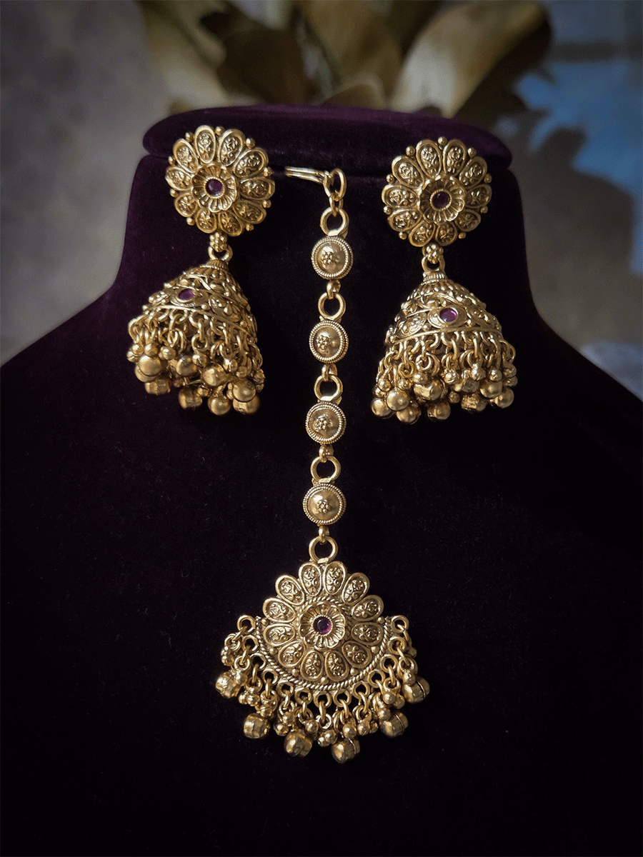 Rajputi choker with mesh design and hanging ruby tear drop tukdies