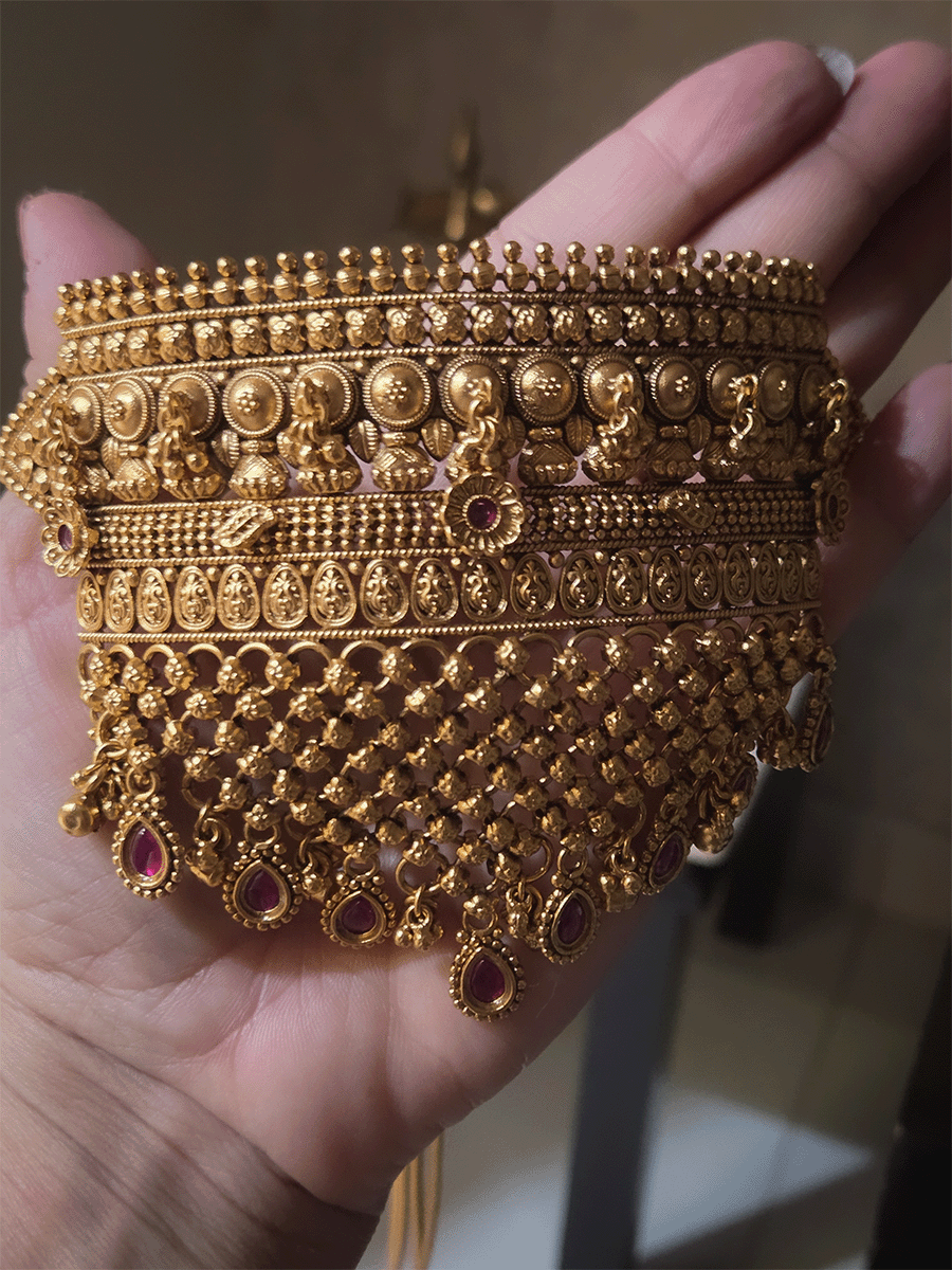 Rajputi choker with mesh design and hanging ruby tear drop tukdies