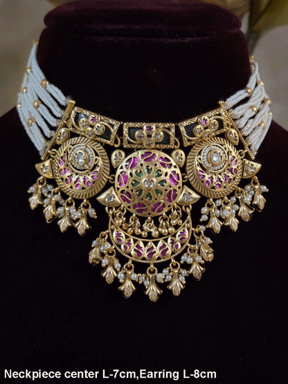 Rajwadi finish kundan embedded circular tukdi design ghunghru hangings set with mint rectangular stones at top