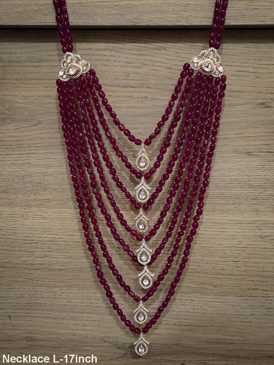 Seven layer leaf design moissanite tukdies in center 17 inch long necklace with triangular side brooches