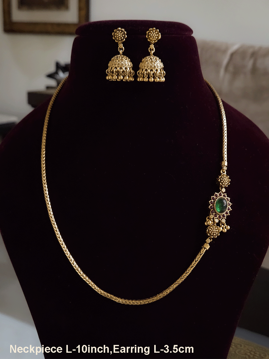 10 inch long oval green stone flower design side brooch set