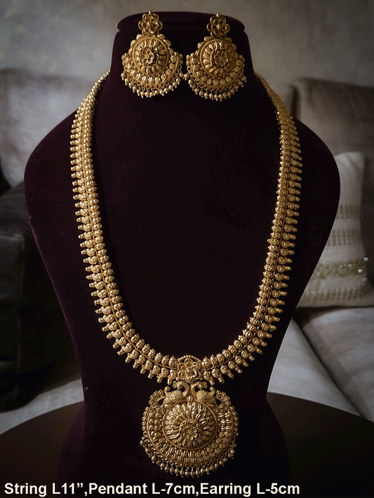 Flower design with peacock top pendant set with paisley design 11 inch long side string