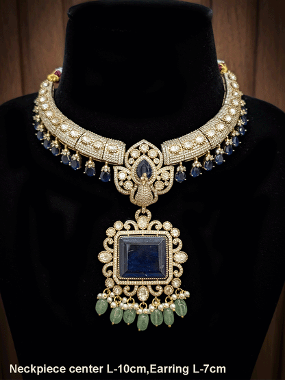 Rectangular middle stone pendant with peacock top moissanite set with aqua drops