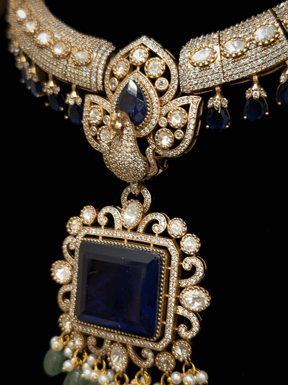 Rectangular middle stone pendant with peacock top moissanite set with aqua drops