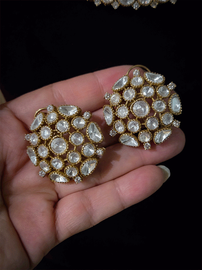 7cm broad classy moissanite set with bold studs