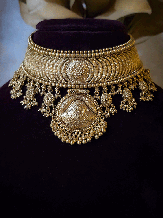 3cm broad self design choker with hanging circular bold traditional tukdi in center and small tukdies on sides