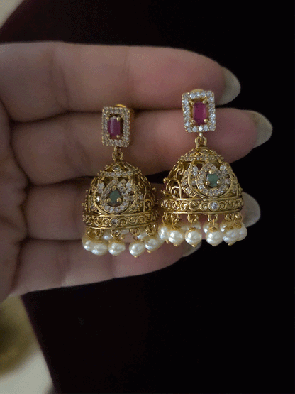 Rectangular stones setting in classy polki and AD set with leaf tukdi hangings