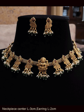 Peacock tukdies and center laxmiji motif on chain set
