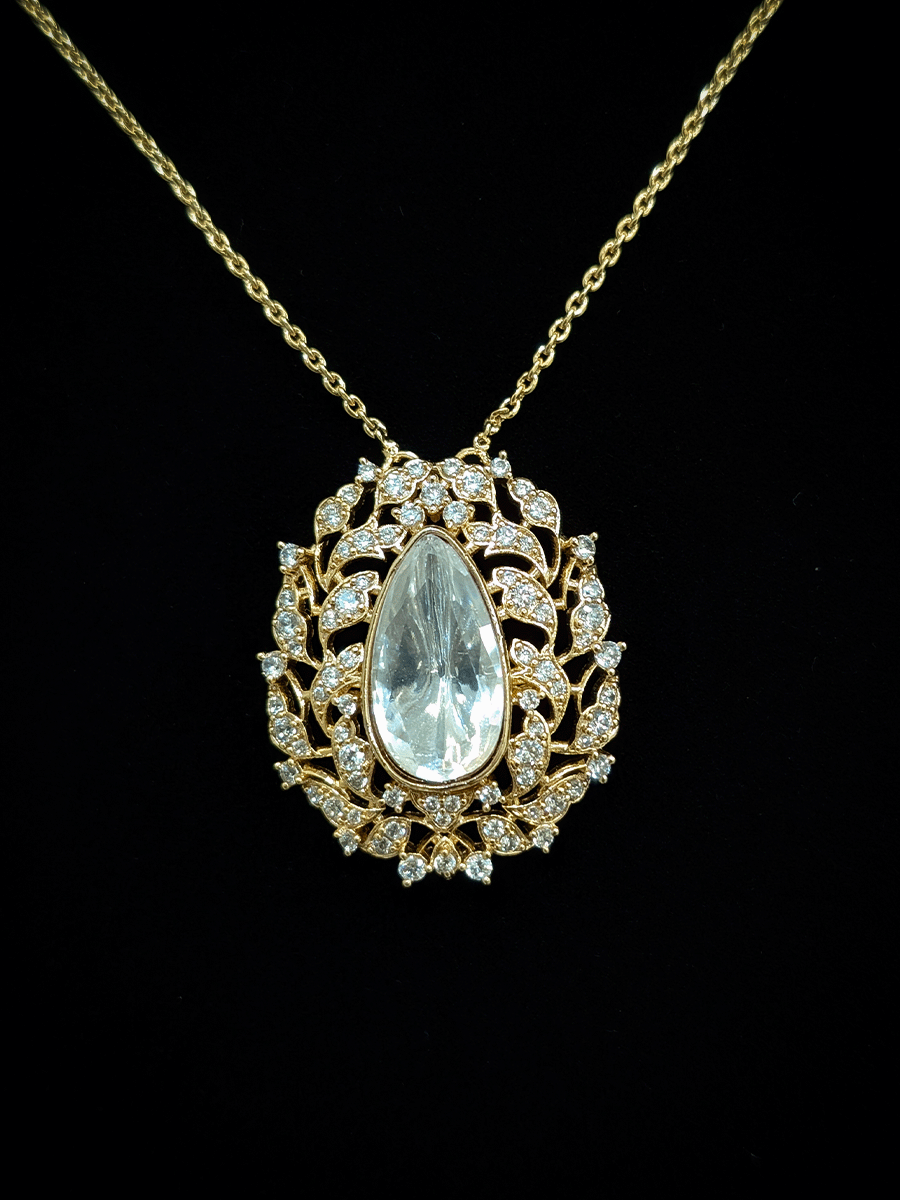 Intricate design AD embedded tear drop mossanite pendant set