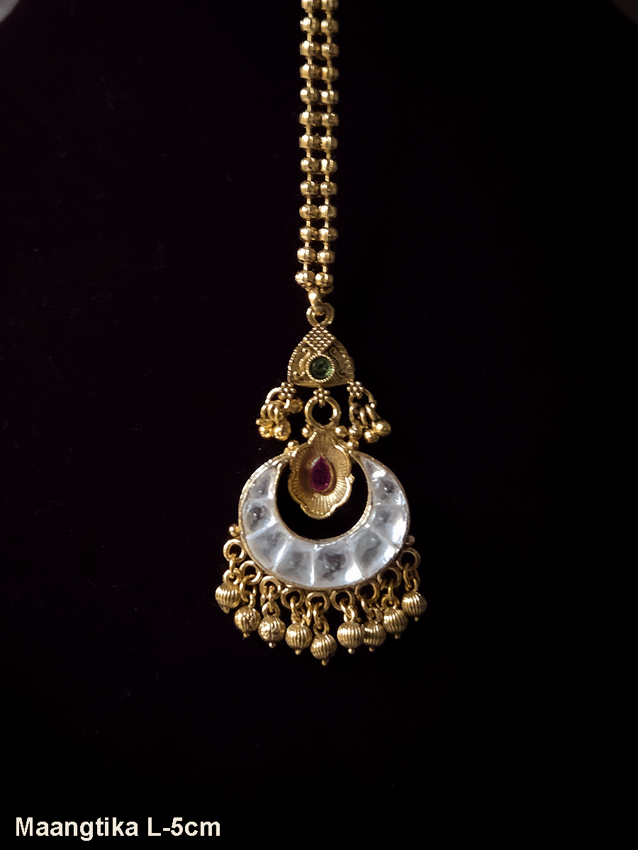 13 cm broad rajputi choker set with chandbali design three hanging paachi kundan tukdies