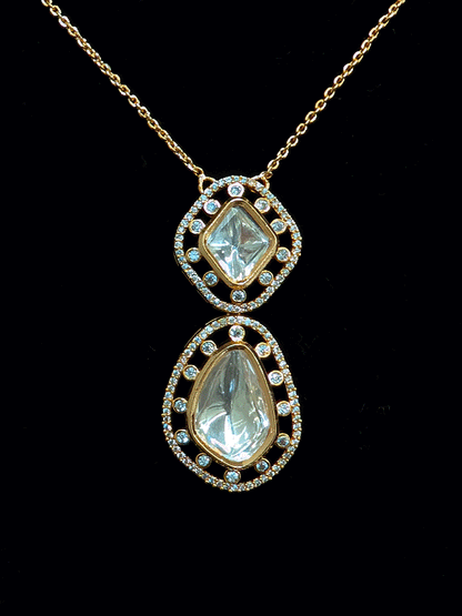 Rhombus shaped moissanite AD pendant set in chain with studs