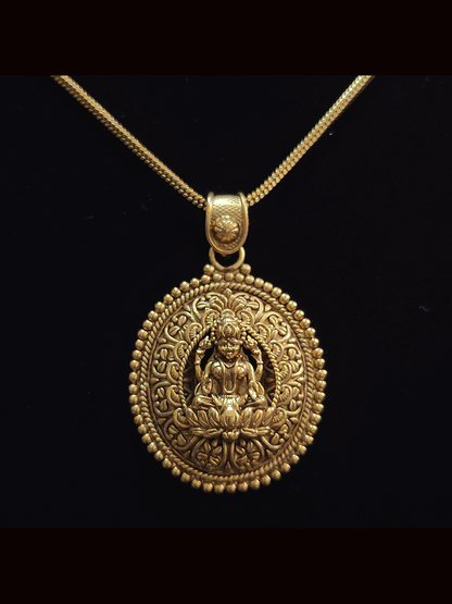 Oval self design laxmiji motif pendant set