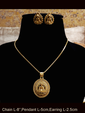 Oval self design laxmiji motif pendant set
