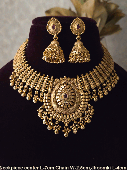 Leaf design center with coloured stone ghunghru hangings set with side broad chain