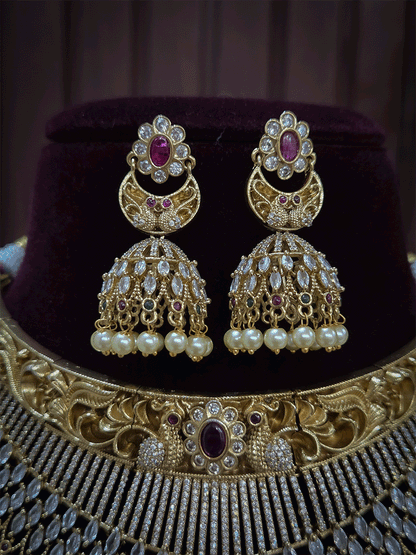 Marquise shaped stone and zircon studded broad choker set with intricate design on top