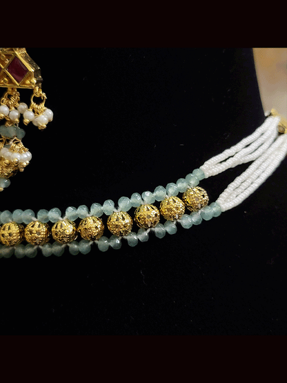 Aqua green and gold bead side string paisley design pacchi kundan center tukdi set