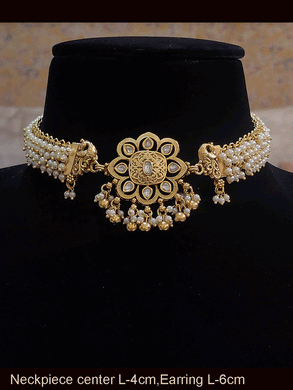 Flower design and peacock side gold plated center tukdi with bead hangings side string