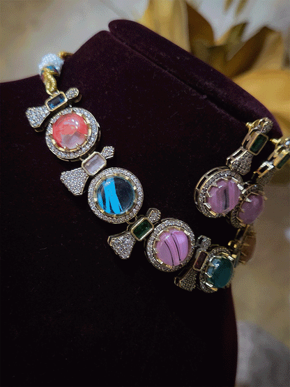 Mehandi finish circular multicoloured stones classy set