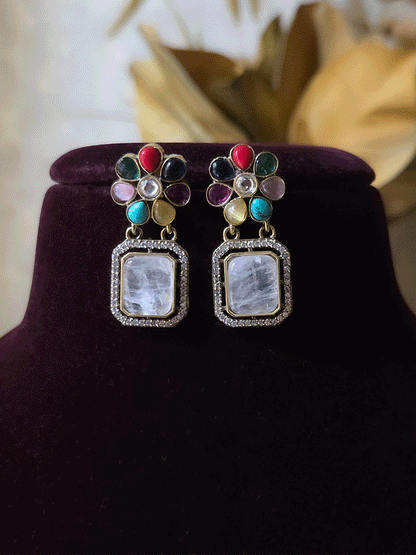 Rectangular stone and rectangular multistone tukdies set in mehandi finish