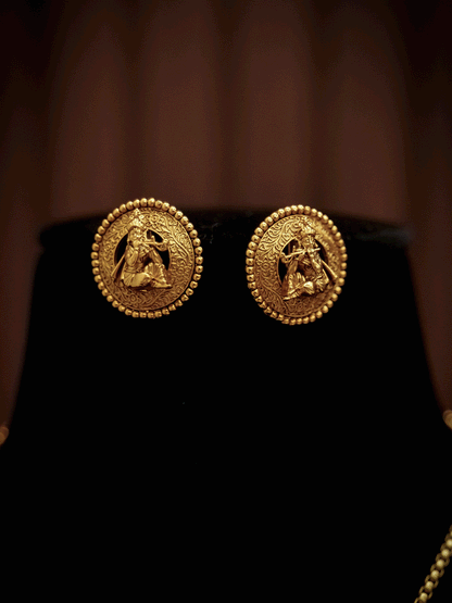 Flower shape pendant set with sitting Krishna ji motif in center