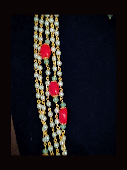 11 inch long pearl and coloured bead five strings set with earrings