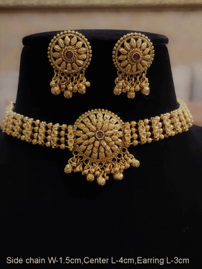 Flower tukdi center with ghunghru hanging broad chain side set