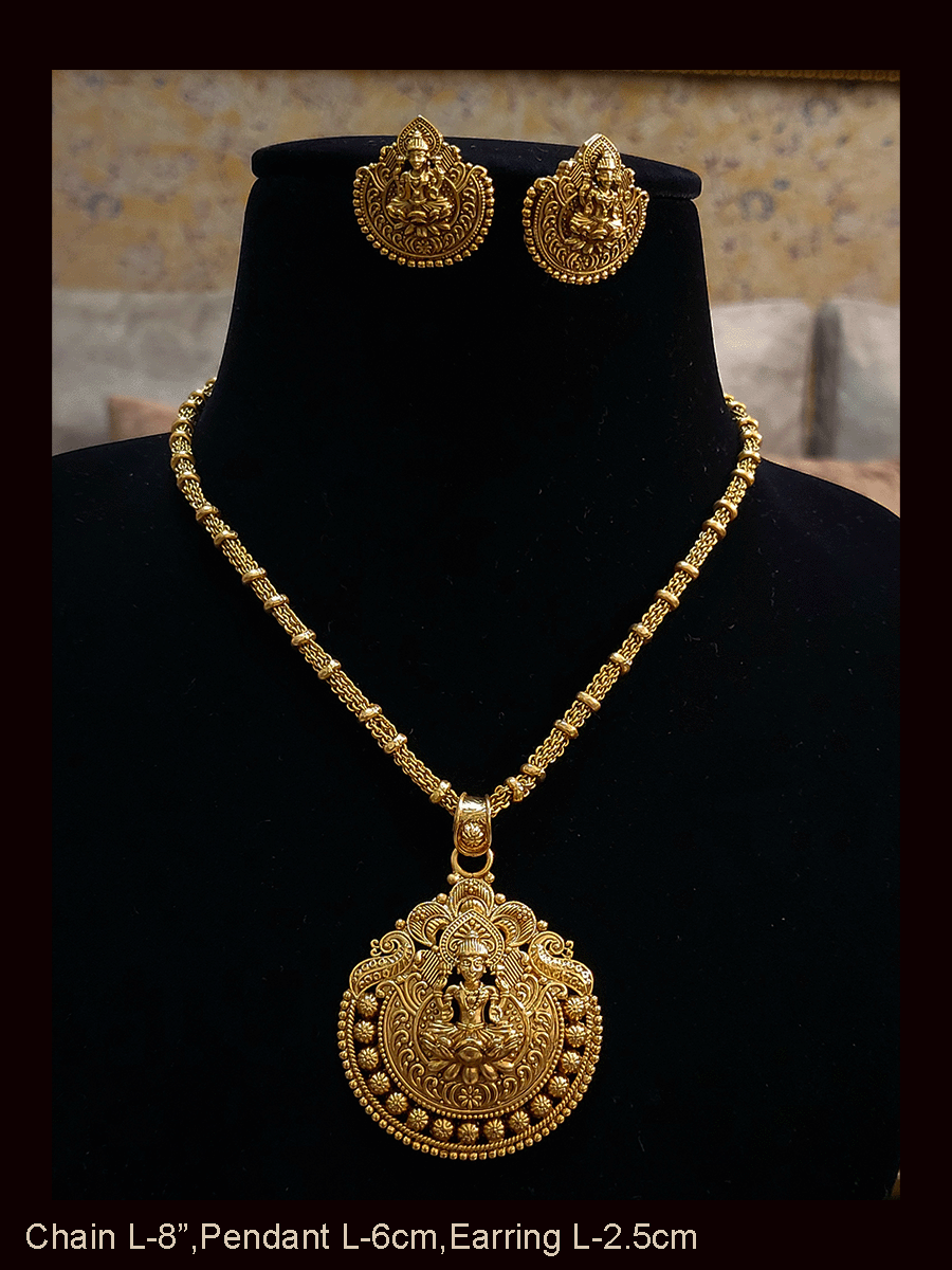 Laxmiji pendant set with flower bead design and gold bead chain