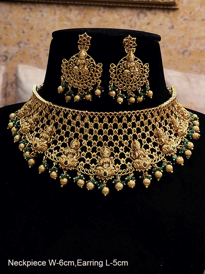 Laxmiji motif's on mesh polki design set with gold and green bead drops