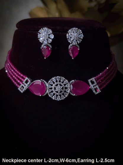 Circular center AD flower with side tear shaped stone and four onyx bead strings set