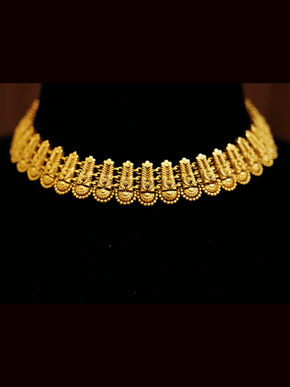 Traditional self design connecting tukdies chain set